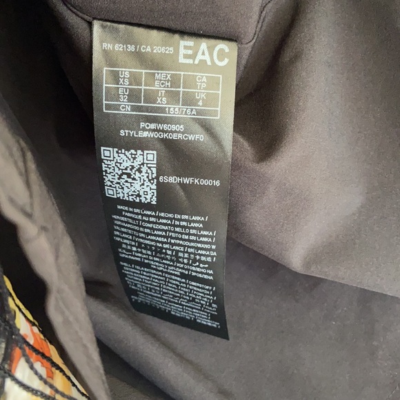 GUESS Gabby floral print Off The Shoulder Dress - Picture 8 of 8